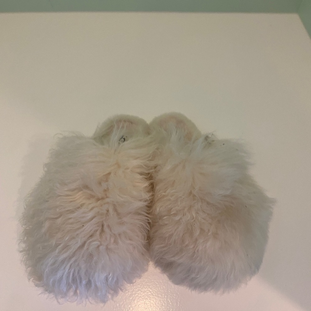 Ugg slippers
